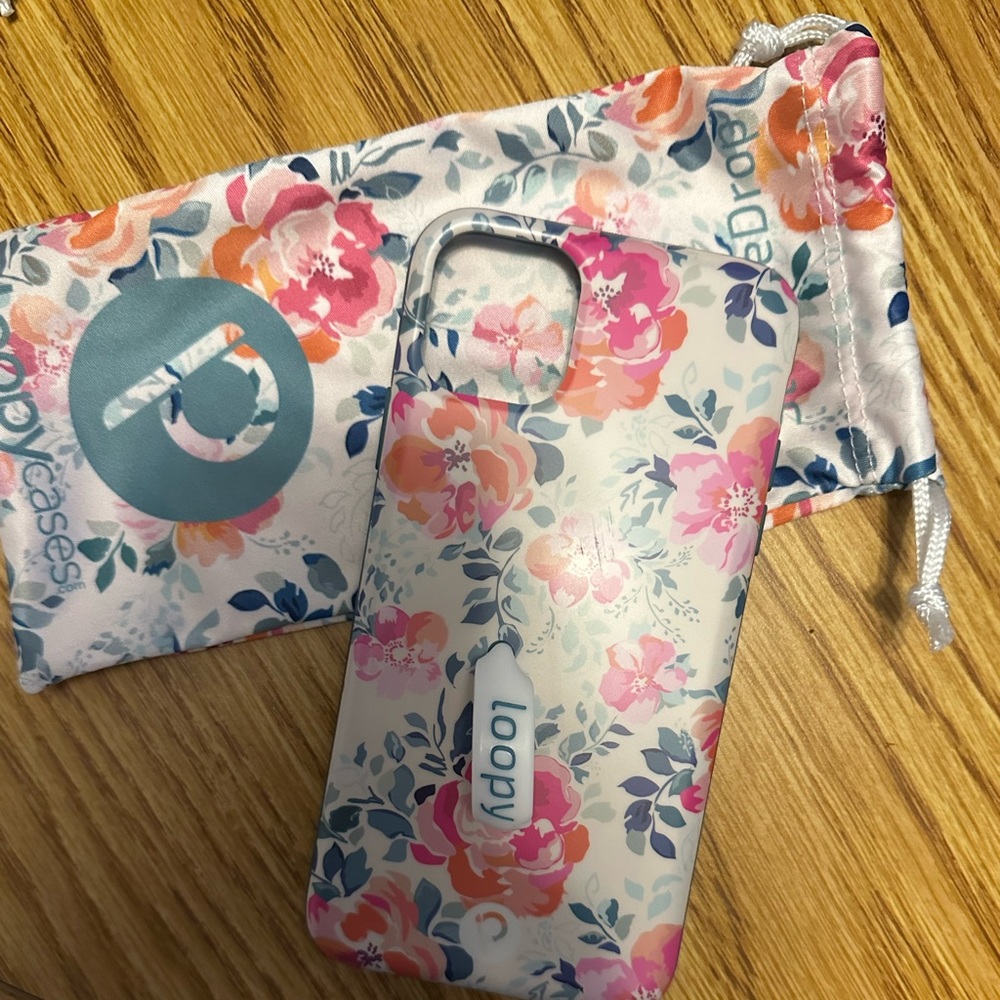Gently use IPhone 11 Pro Max case
